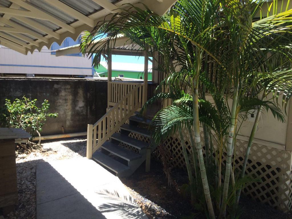 Cooper'S Inn Utila Eksteriør bilde